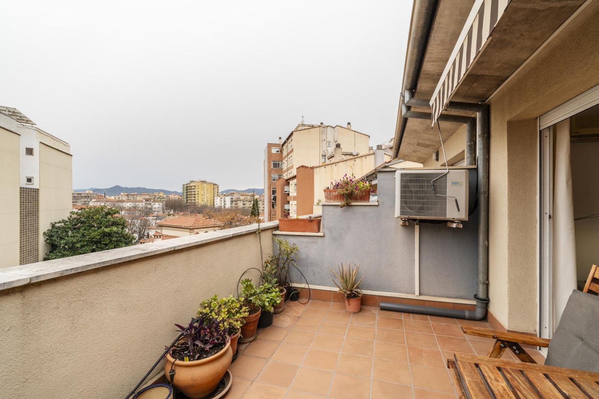 Apartamento Con Dos Grandes Terrazas En Girona Exterior foto